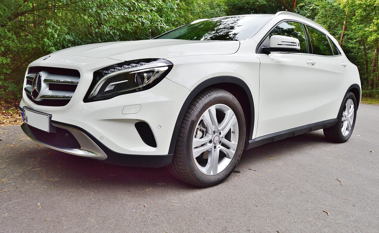 겨울철 눈길에서 빛나는 강력한 AWD SUV 추천 리스트 1